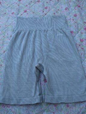 AYBL Seamless High Waisted Shorts Gray Zebra Print Size M #BEAYBL
